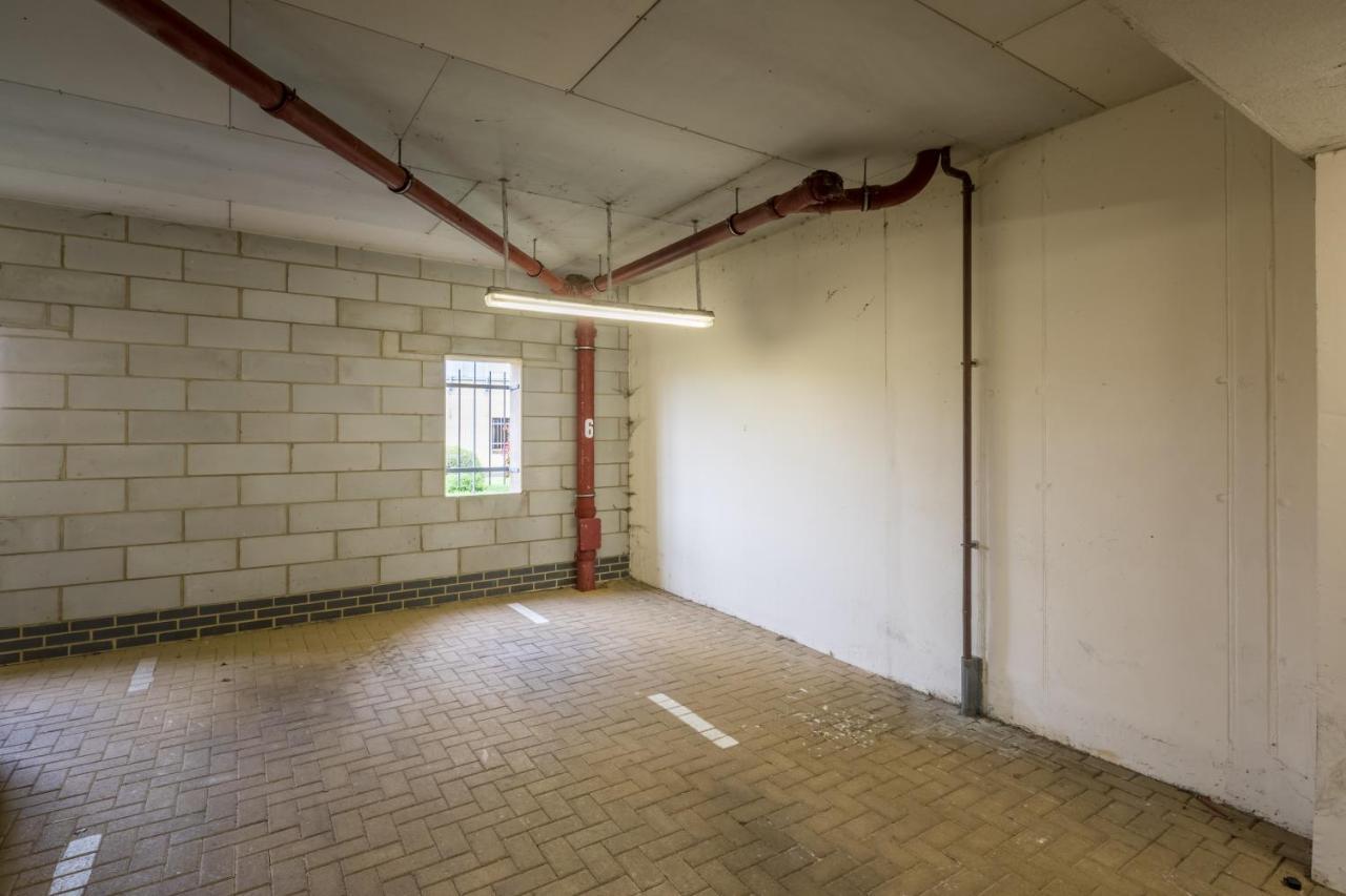 Executive 2Br Apartment Next To Station + Parking Cambridge Exterior foto