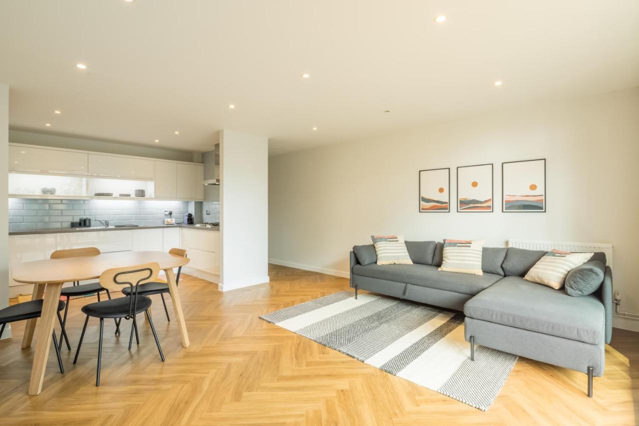 Executive 2Br Apartment Next To Station + Parking Cambridge Exterior foto