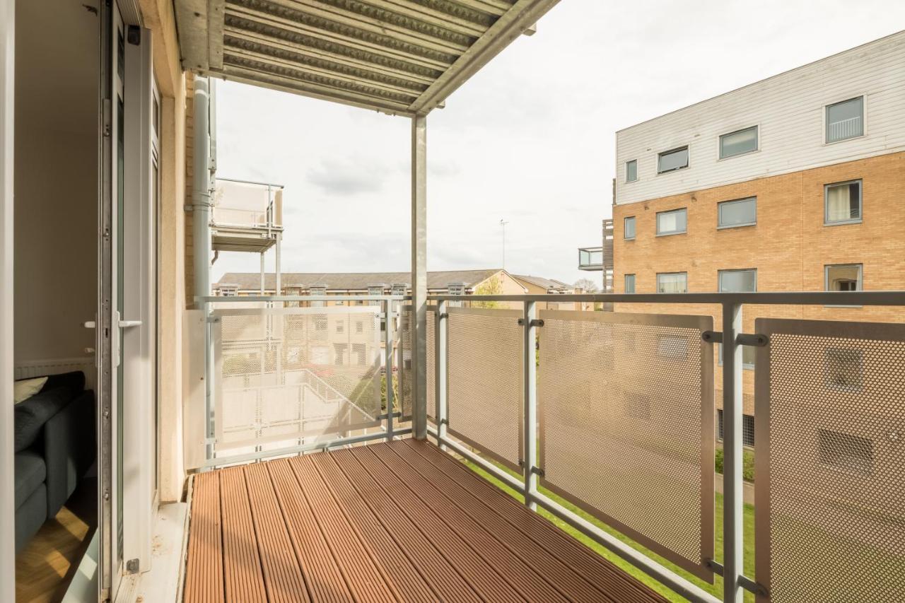 Executive 2Br Apartment Next To Station + Parking Cambridge Exterior foto