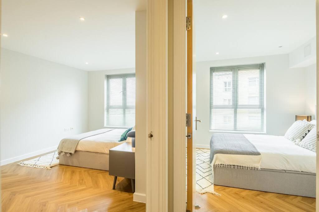 Executive 2Br Apartment Next To Station + Parking Cambridge Exterior foto